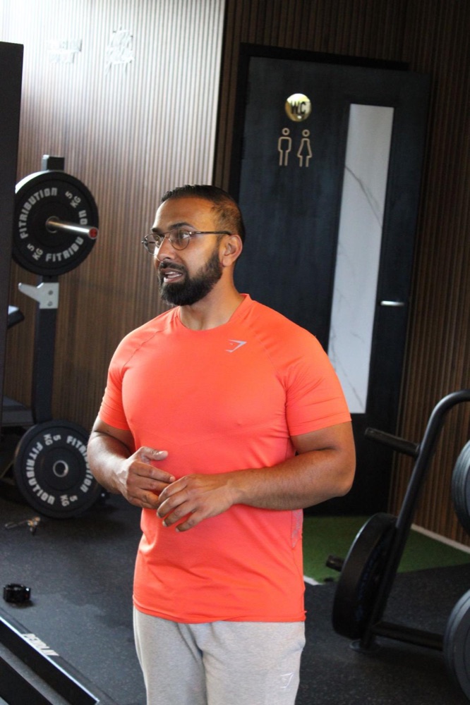 Masih, trainer bij Maze Thales